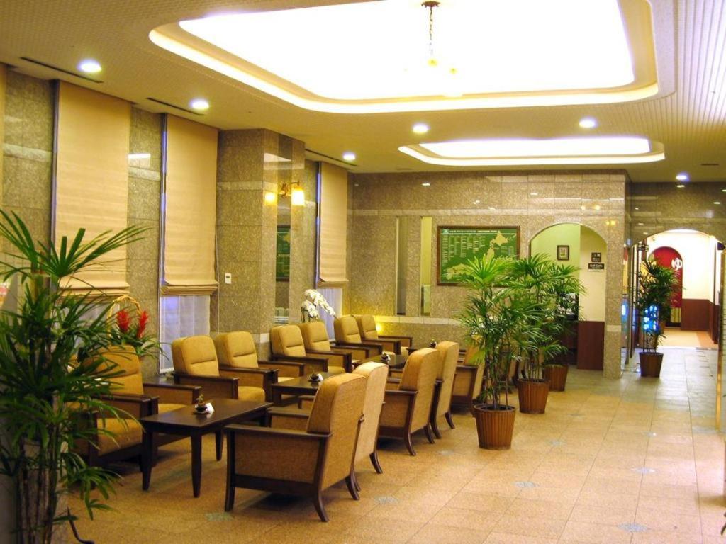 Hotel Route Inn Kitami Odori Nishi Bagian luar foto